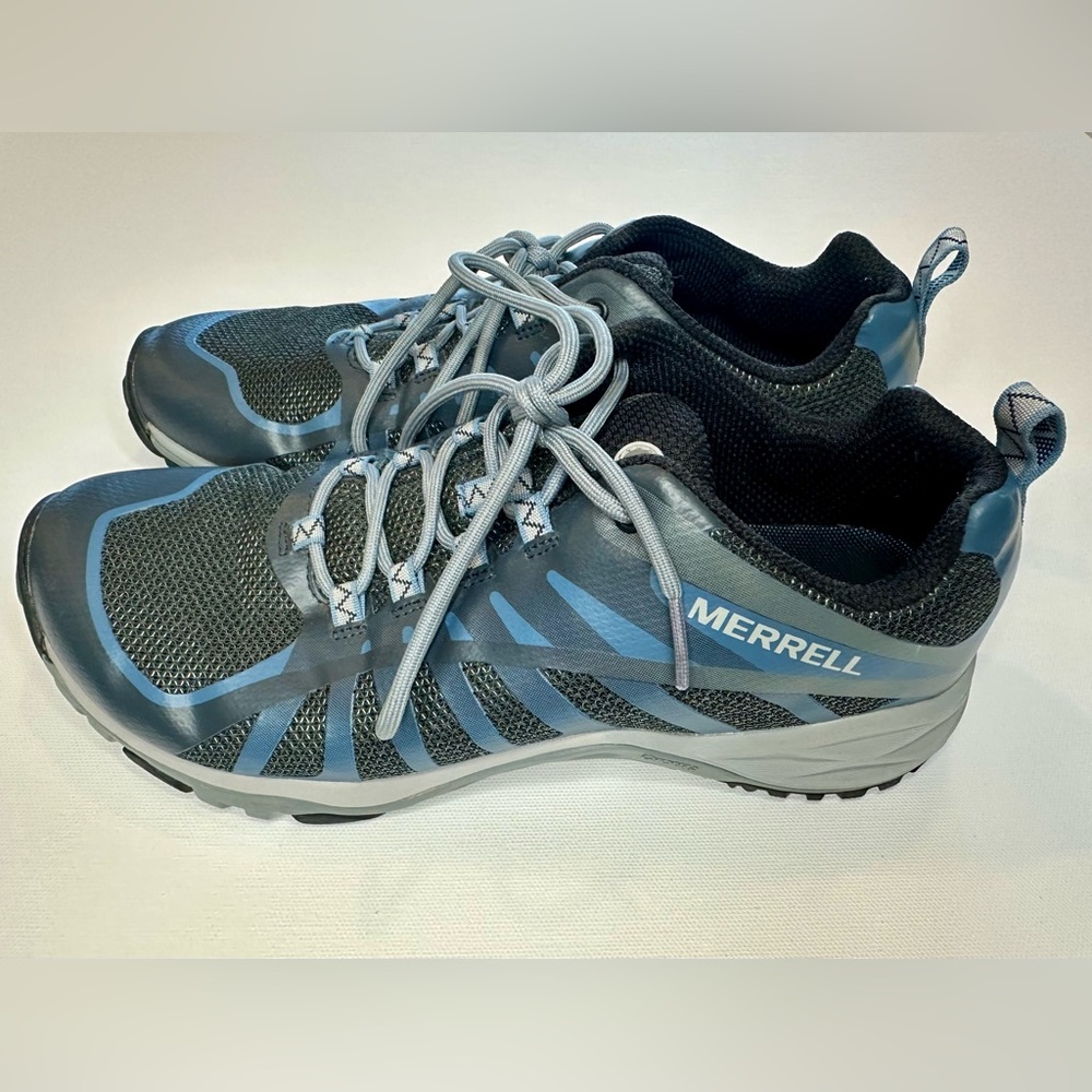 Women’s Merrell Hiking Shoe - Size 9